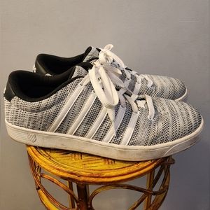 K-Swiss men's size 13 lace-up shoes